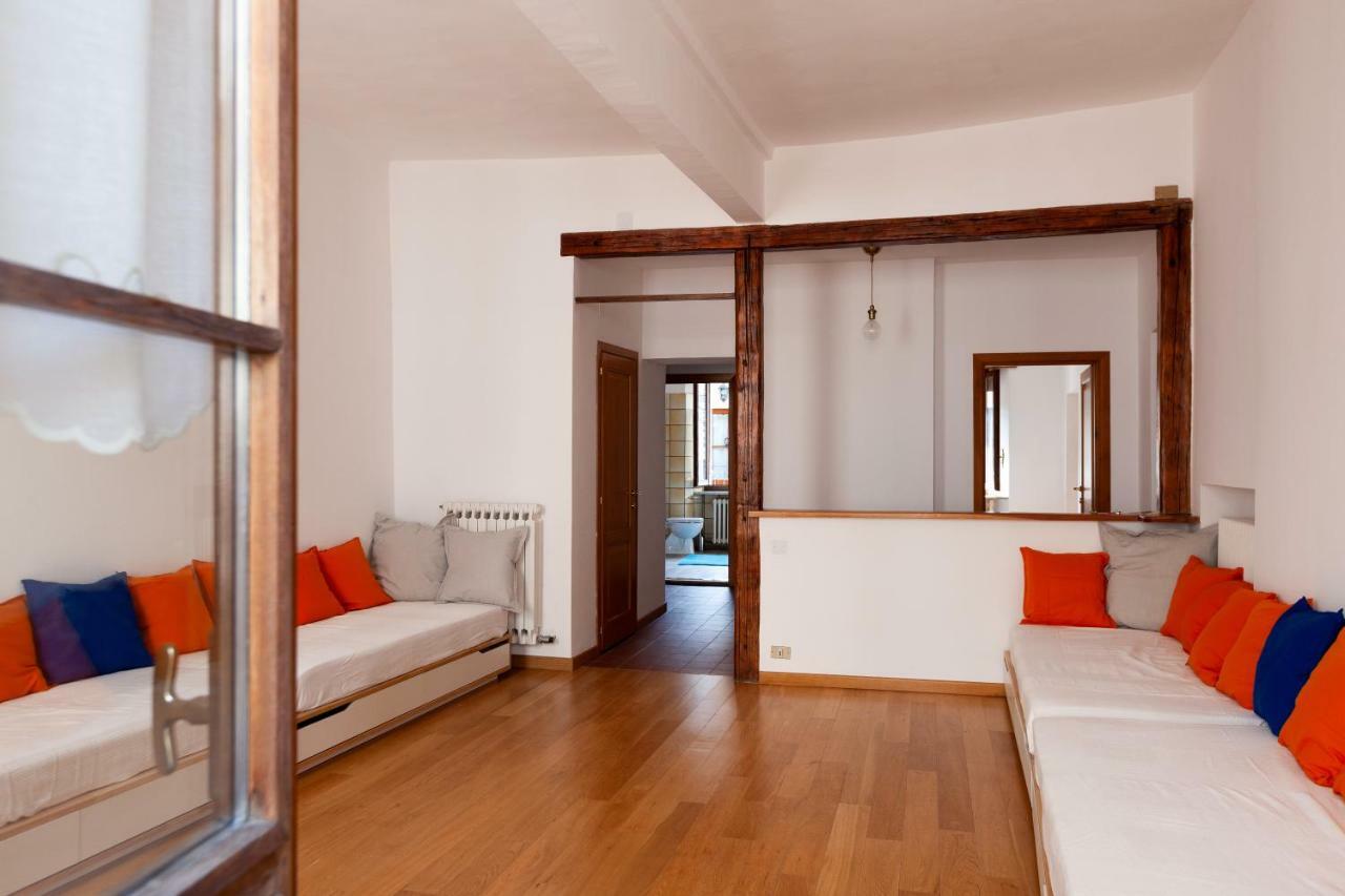 Maison Isabella - Appartamento Nel Cuore Di Aosta Exterior foto